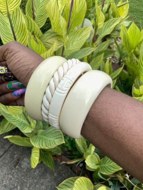 Beige 4pc Bangle set